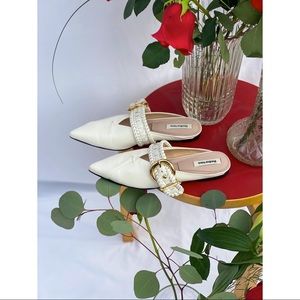 🆕Reike Nen white leather mules w/ gold buckle NWT
